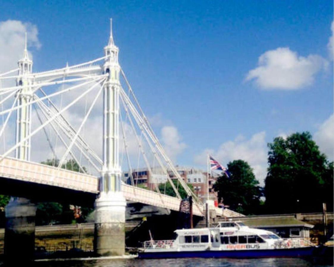 Amazing Riverside Boheme In Sw London!