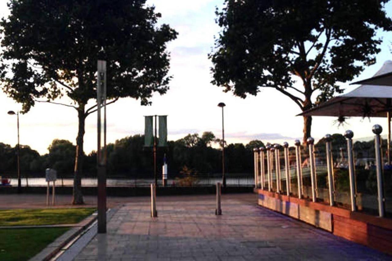 Appartamento Amazing Riverside Boheme In Sw London! Londra